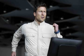 トム・クルーズ他が激推し！ 『ランニング・マン』 新規場面写真７点一挙解禁！ &原作小説の「冒頭パート」を特別公開！