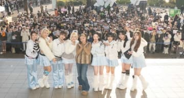 UNIS、お台場で新曲含む2曲を日本ファンの前で初披露！TWICE モモの実姉HANAのサプライズ登場も