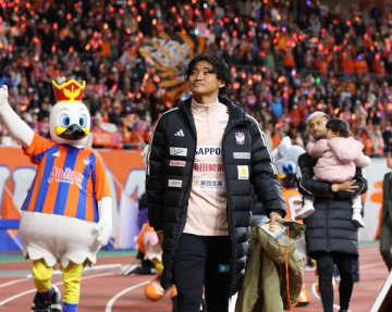 いつまでもアルビを想っている――40歳DFがJ３クラブへ完全移籍「新潟での出会い、出来事は私と私の家族の一生の宝物」