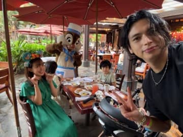 川崎希、家族全員で3万円超えのアウラニ・ディズニーでの朝食「なかなか高級な朝食です」