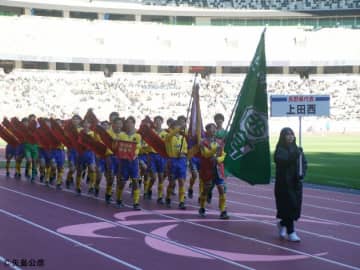 前回大会8強の上田西は古豪・水口に0-1で敗れ初戦で涙