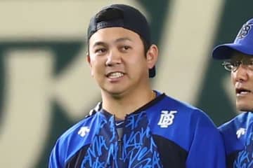 山崎康晃が“超大物”と訪れた「まさかの場所」　変装なしで出没…ファン騒然「ヤバすぎる」