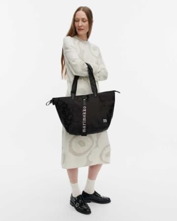 マリメッコの新作バッグで春支度♡機能美が光るバッグコレクション