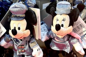 『紅白』に登場したミッキーとミニー　その姿に「整形した？」「ビビった」と話題に