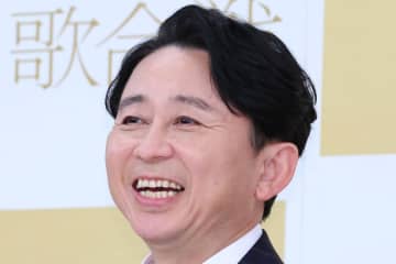 【紅白】有吉弘行　ＡＫＢ４８レジェンドＯＧイジリ倒す「現役のメンバーは嫌でしょうね」