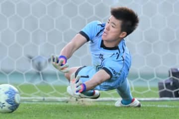 「ホッとした気持ちが強かった」後半ATに追いつき、PK戦を制した帝京長岡。２年生守護神が大活躍！【選手権】