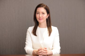 【山本モナ】なぜ弁護士を目指し、どうやって司法試験を突破したのか？   結婚・三児の母が編み出した必勝勉強法