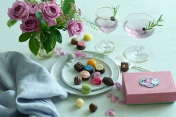 モロゾフのバレンタイン2026。花と酒とチョコレートで満たす私時間