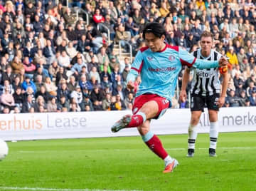 「日本の大ヒットだ」１位エムバペ、２位ハーランド…日本人エースがなんと５位！世界の“ストライカー格付け”に韓国メディアが仰天！「ラウタロより上位」「かつてはFWに恵まれていなかったのに…」