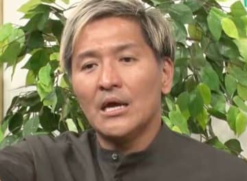 スリムクラブ真栄田、親戚が大物芸能人だった！「お葬式で一回見たことある」