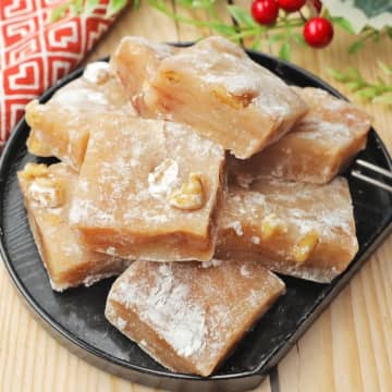 【餅はコレ作るために余らせたい！】「きな粉餅より好き」「もちもち食感のチュロスだ」レンジで作れる簡単おやつレシピ