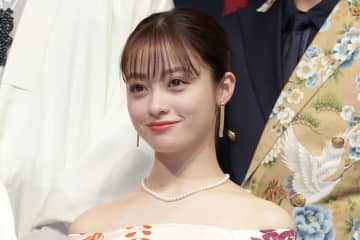 「お願いだから復帰して」橋本環奈 『NHK紅白』の“グダグタ進行”が大不評で“異次元の対応力”に再脚光…ハプニングにも動じない抜群の安定感