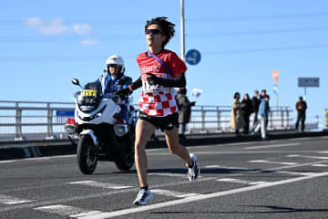 「映ってたよね？」見覚えのある人物が…　TBS駅伝中継で発見「いる！」「気になる」X爆笑