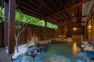 【絶対行くべき】これぞ極上！名湯の宿の「日帰り温泉＆夕食ビュッフェ」の内容が最強すぎ!!【コスパ神】