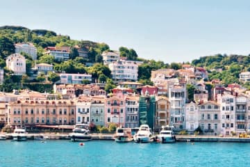 トルコ、一般旅券所持の中国人にビザ免除での入国を適用