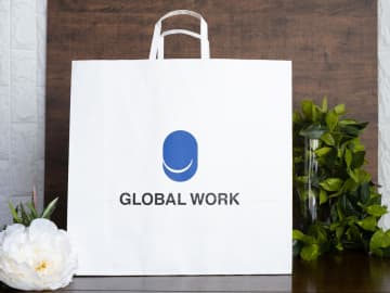 「いつも同じ合わせ方」は卒業！【グローバルワーク】大人の「サマ見えスカートコーデ」