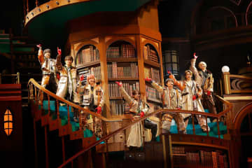 Hey! Say! JUMP、「平均34歳」で放つ奇跡のキラキラ感　2026年も元日から東京ドームで5.5万人と「デート」2時間半