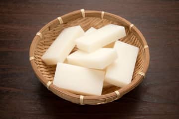 【トースターも水も必要なし】9割が知らない「切り餅」を加熱する方法が神すぎる