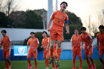 29年ぶり出場で快進撃「想像以上」　指揮官は最年少26歳…“格上”との3回戦で目指す「覚えて」