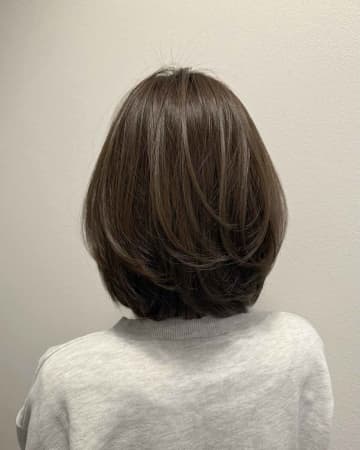 《40・50代》その髪型、もう古いかも！？→ 真似するだけでOK♡【最旬トレンドヘア】