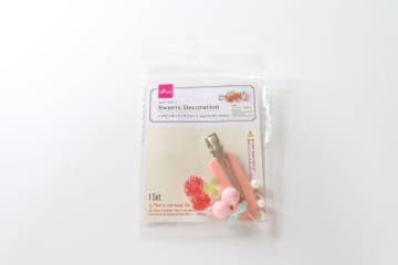ダイソーにもついに誕生～！SNSでよく見るアレが低コストで♡オリジナルグッズが作れるキット