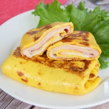 【余った切り餅で！】「子どもが喜んだ」「これ、お餅なの！？」粉類不使用！朝食やおやつにぴったりのブリトーレシピ