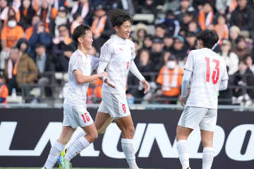 夏の王者・神村学園が大勝で準々決勝進出　2試合で10得点の破壊力…前節ハットの日高は2得点