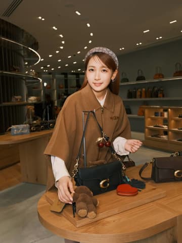 【動画】幾田りら、大人な雰囲気に　ホリデー感のあるルックで銀座に「ワクワク」