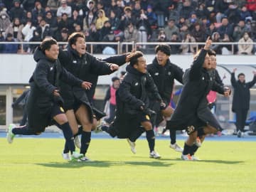 神村学園、流通経済大柏、尚志、興國が8強進出　3回戦第1試合が終了