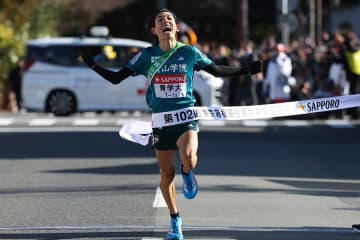 異次元の青学大・黒田朝日、仲間も絶賛＆最敬礼「すごい安心感」「信じてはいたけど…」