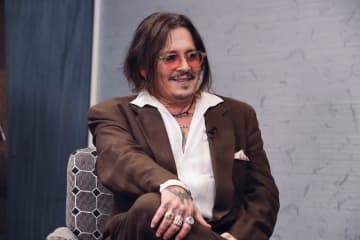 美術展、ジャパンプレミア、東京コミコン、300円の“コーン約指輪”も話題に！ジョニー・デップ8年半ぶりの来日『モディリアーニ！』