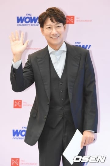 チョ・ウジョン、FNCエンターテインメントとの専属契約が終了