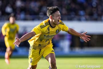 鹿島学園、“17大会ぶり”のベスト8進出！　内海心太郎の2ゴールなどで堀越を4－1撃破