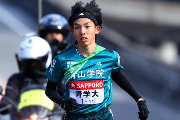 怪物級の快走…青学大往路V3に導く黒田朝日に早大OB陣脱帽「乗り物に乗ってませんか？」「平地走ってる」【箱根駅伝】