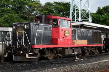 京都鉄博、「SLスチーム号」けん引機に嵯峨野観光鉄道DE10が登場！ 26年1月