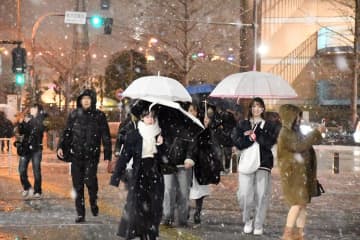 横浜で初雪　平年より18日遅く　2日未明に約1時間、断続的みぞれ