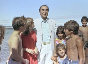 ＜あのころ＞ハワイの中曽根首相　41年前の1月3日