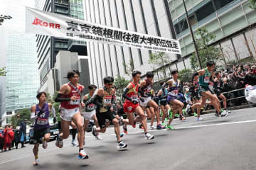 箱根駅伝、CM中にも騒然「豪華すぎてびっくり」　流れてきた60秒の“襷リレー”が話題