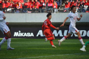 大分鶴崎、先制するも流通経済大柏に1-5で敗戦　初の8強入りを逃す