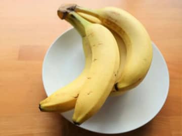 硬いバナナがとろっとろに大変身♡あっという間に『完熟の甘さ』にする3つの秘策！