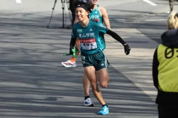 V３狙う青山学院大メンバー変更なし！２位早稲田大は３人変更！ 大逆転狙う駒澤大は山川拓馬８区、佐藤圭汰10区　復路メンバー確定に反響「驚き」「競り合い面白そう」【箱根駅伝】