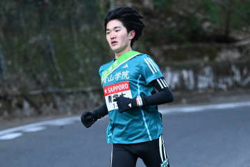 V3狙う青山学院大に超絶ルーキーが爆誕！ デビュー戦で区間歴代２位57分16秒の好タイム【箱根駅伝】