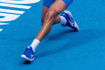 【テニスギア講座】シューズの「良し悪し」は何で決まる？ 価格や重さ、競技系か快適系か…チェックポイントはここ！＜SMASH＞