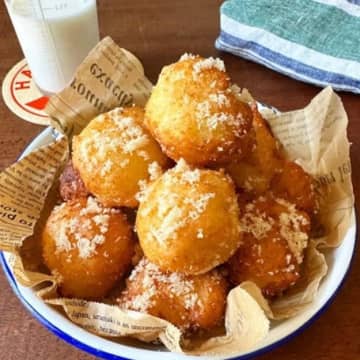 【山本ゆりさんレシピ】「材料2つで激ウマ♪」「手が止まらん！」やさしい甘さのふわふわもちもち豆腐ドーナツ