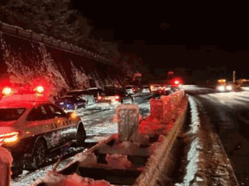 【山陽道】広島県西部で大規模滞留 通行止め解除には時間がかかる見込み（3日11:00現在）広域迂回呼びかけ