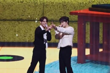 ジェジュン＆ジュンス「JX」、日本初ファンミで一緒に年明け…ゲームやパフォーマンスなどで盛況のうちに終了