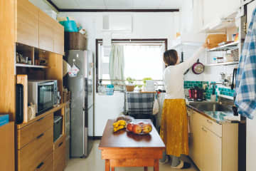 450万円の田舎の一軒家は「安泰ではなかった…」58歳、団地で再出発。田舎暮らしの失敗から得たもの【2025年小さい暮らし部門TOP5】