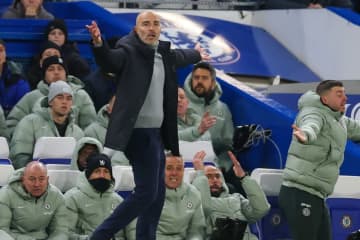 予想外の展開でマンC戦指揮へ…チェルシー暫定監督「目まぐるしい24時間だった」