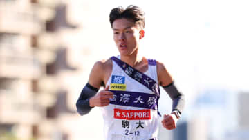 【箱根駅伝】区間新の駒沢大・佐藤圭汰は1か月前に大腿骨骨折「不安で仕方なかった」　体の状態は“5割“も快走