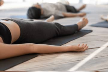 「手のひらと足裏」のケアで変わる！すぐできる自律神経リセット習慣